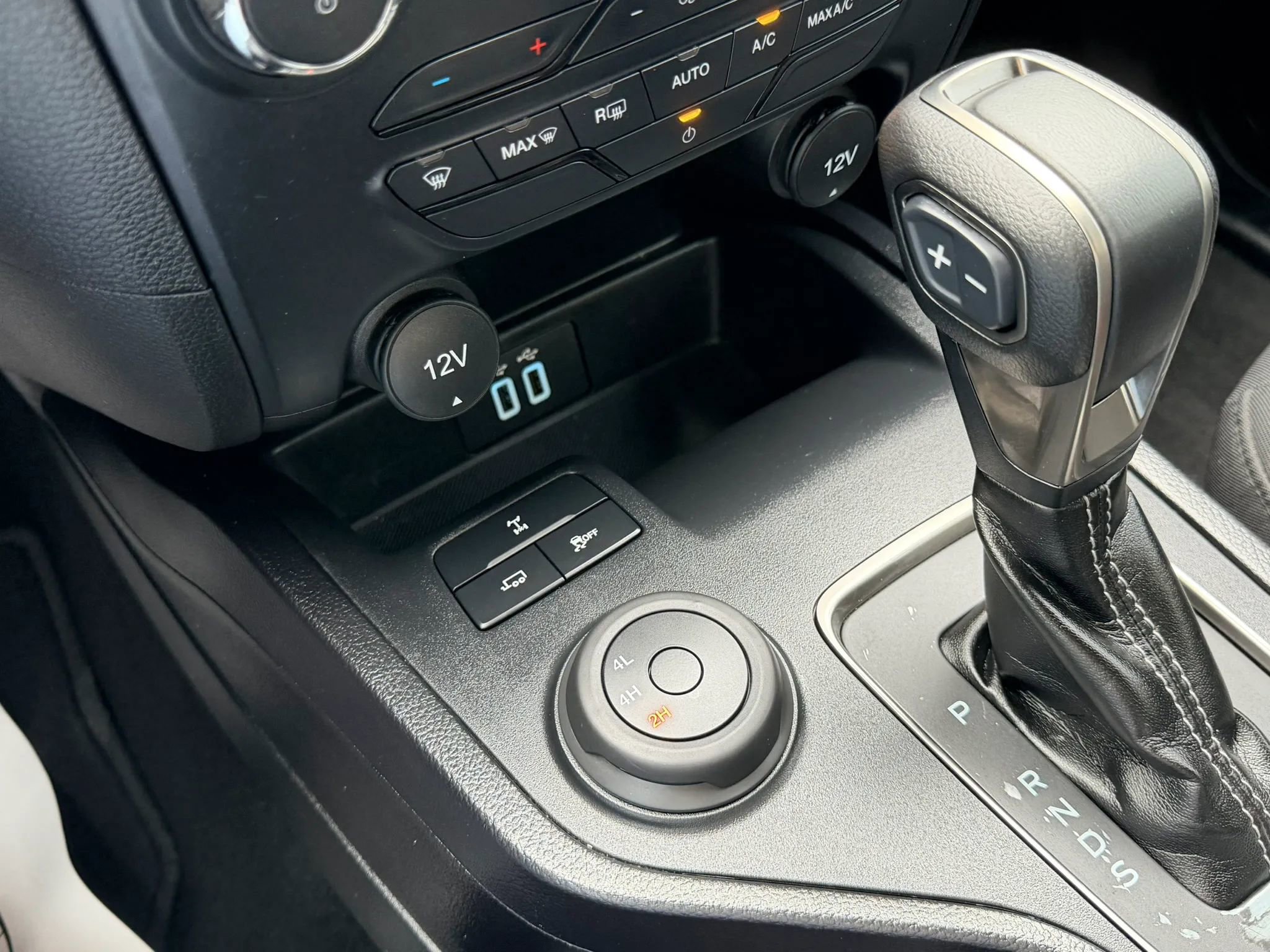 Used 2023 Ford Ranger XLT w/ Equipment Group 301A Mid image 20