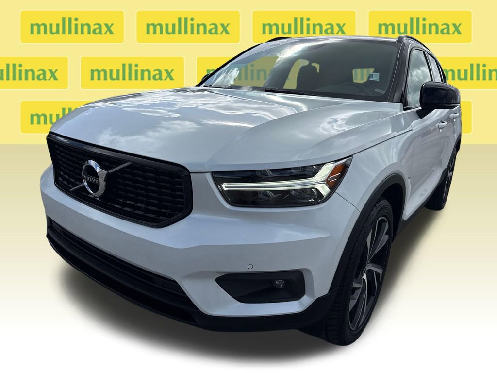 Used 2020 Volvo XC40 T5 R-Design image 10