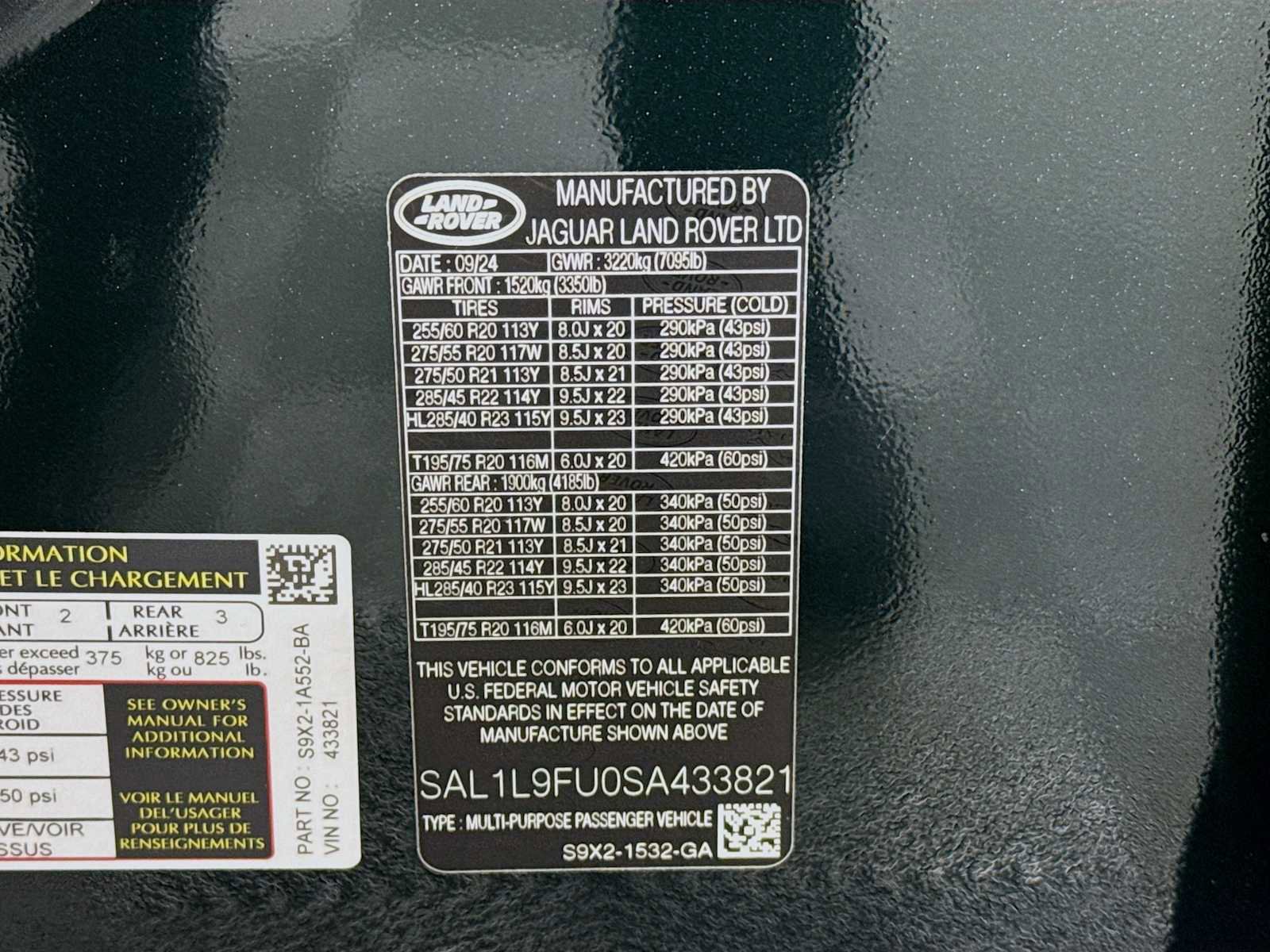 Used 2025 Land Rover Range Rover Sport Dynamic SE image 30