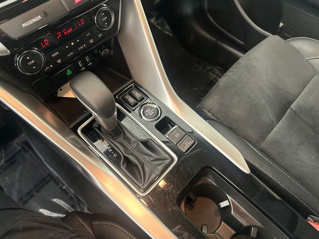 Used 2024 Mitsubishi Eclipse Cross SE image 28