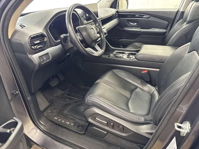 Used 2024 Honda Pilot Touring image 12
