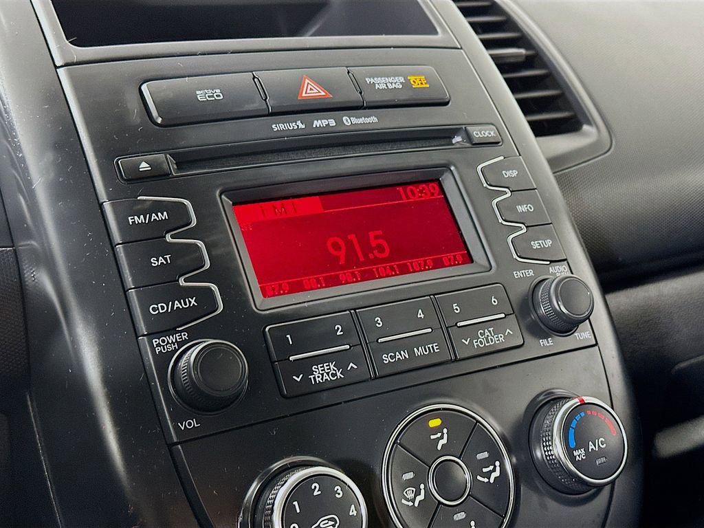 Used 2013 Kia Soul image 19