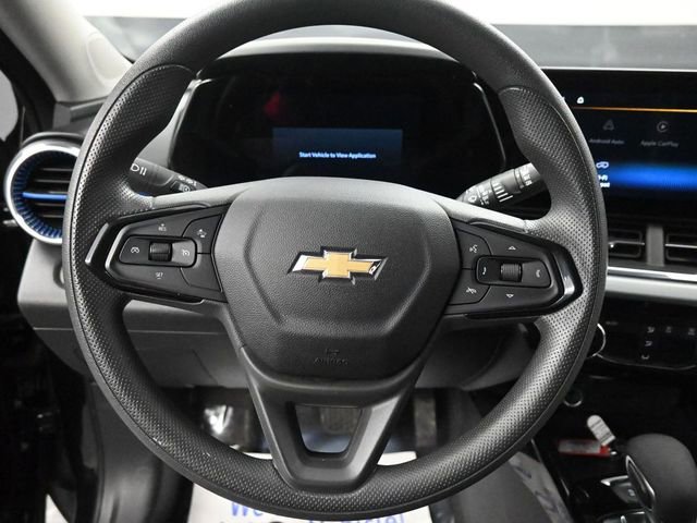 Used 2025 Chevrolet Trax LT image 30