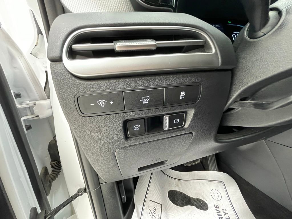Used 2025 Hyundai Palisade SEL AWD/4WD image 16