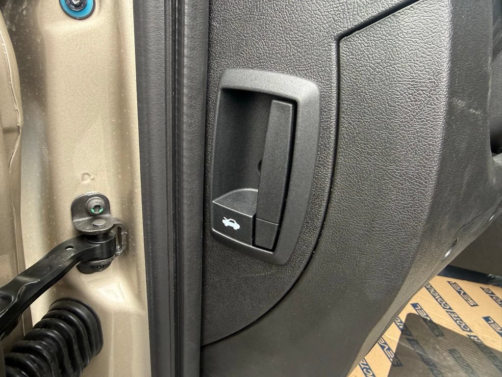 New 2026 RAM ProMaster 2500 w/ Safety Group FWD image 17
