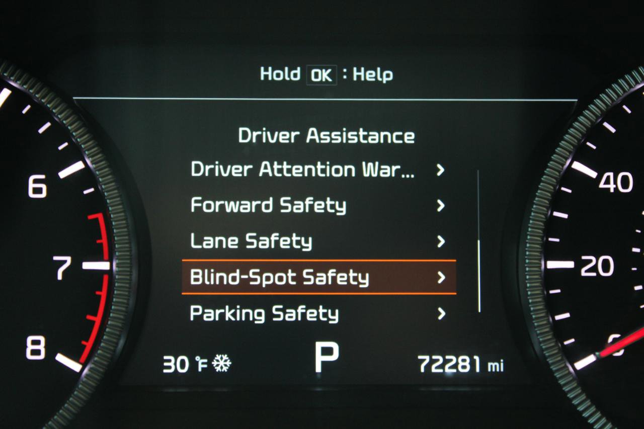 Used 2022 Kia Telluride SX w/ SX Prestige Package image 23