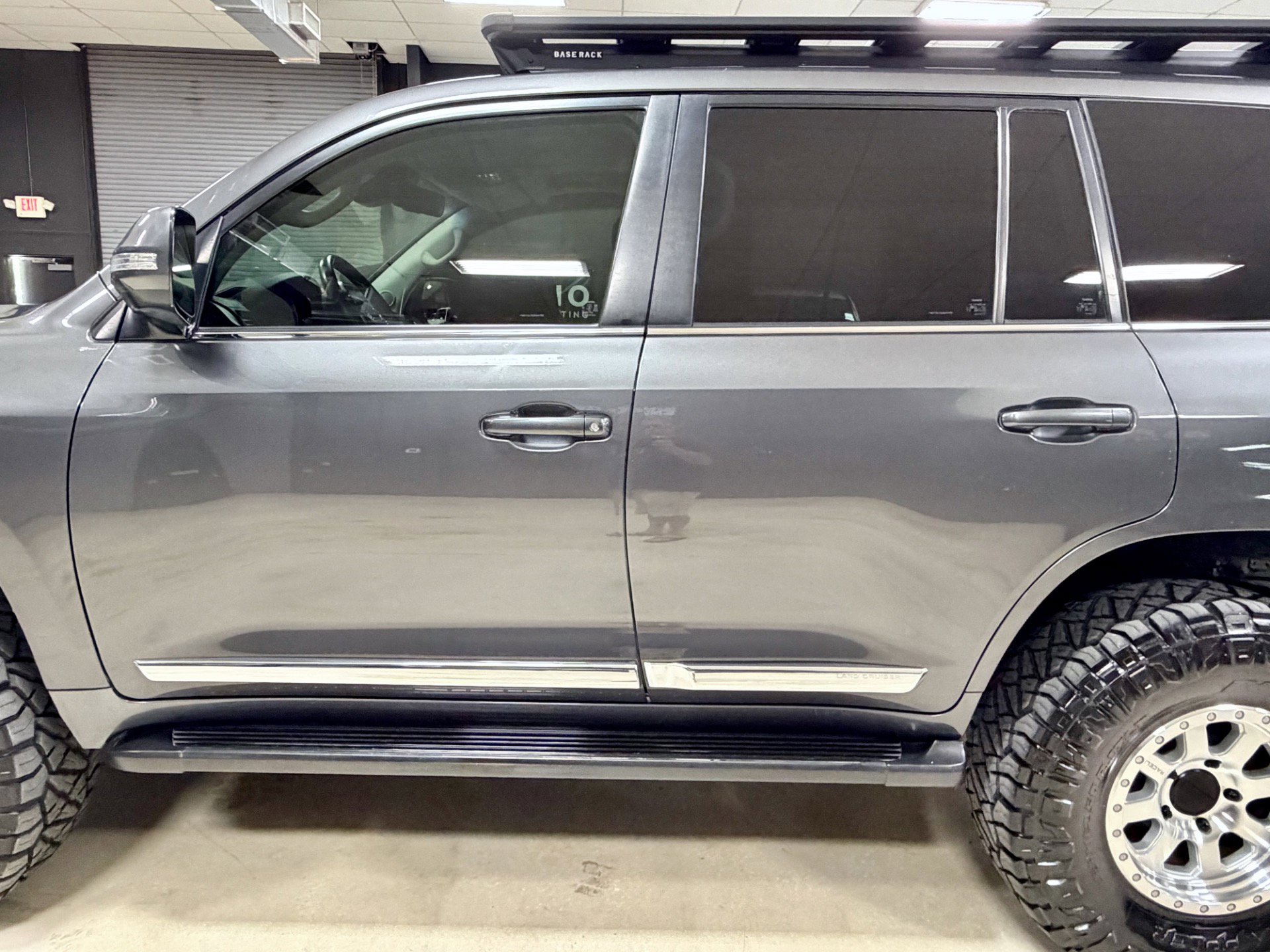 Used 2016 Toyota Land Cruiser AWD/4WD image 18