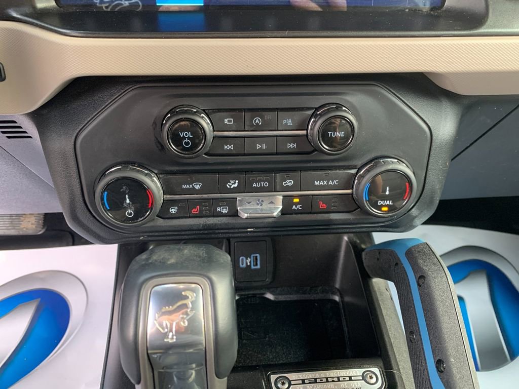 Used 2022 Ford Bronco Wildtrak image 24