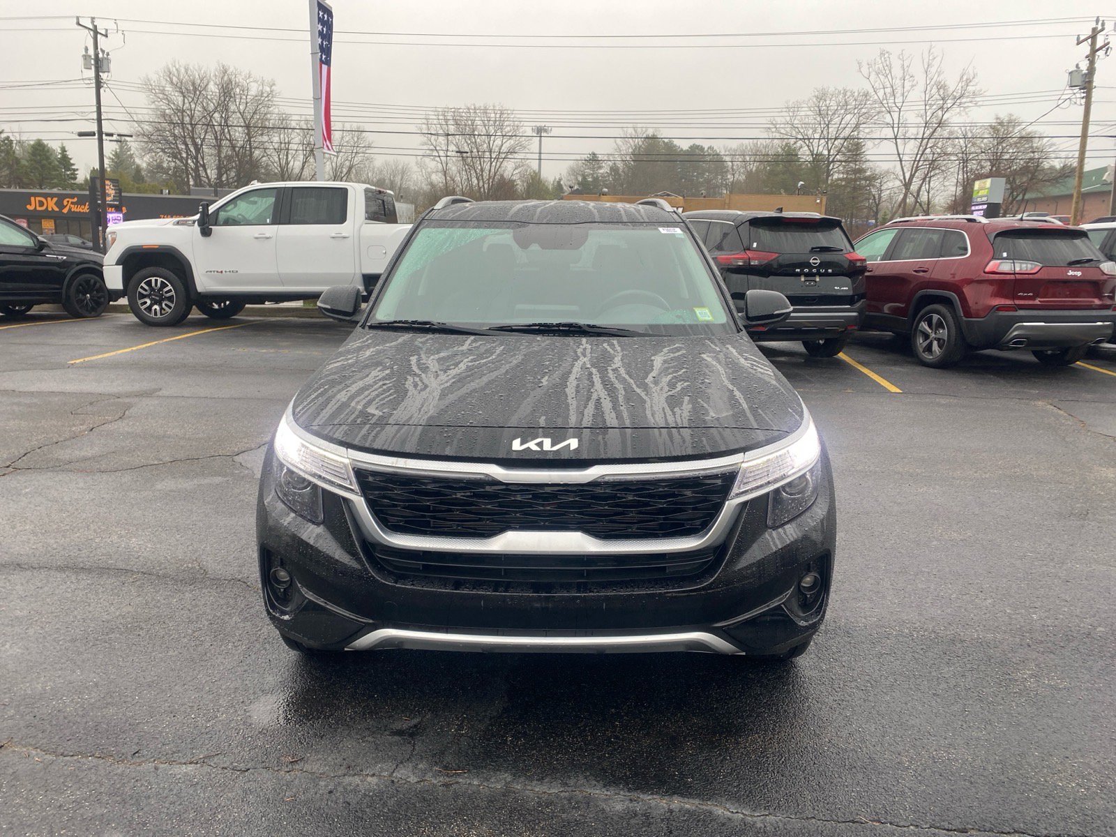 Certified 2023 Kia Seltos EX image 3