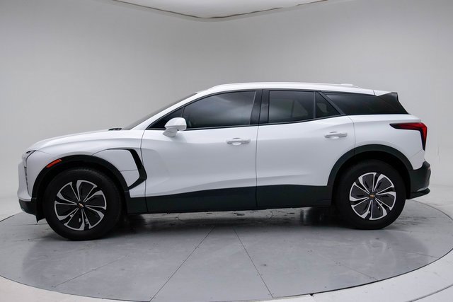 Used 2024 Chevrolet Blazer EV LT image 2