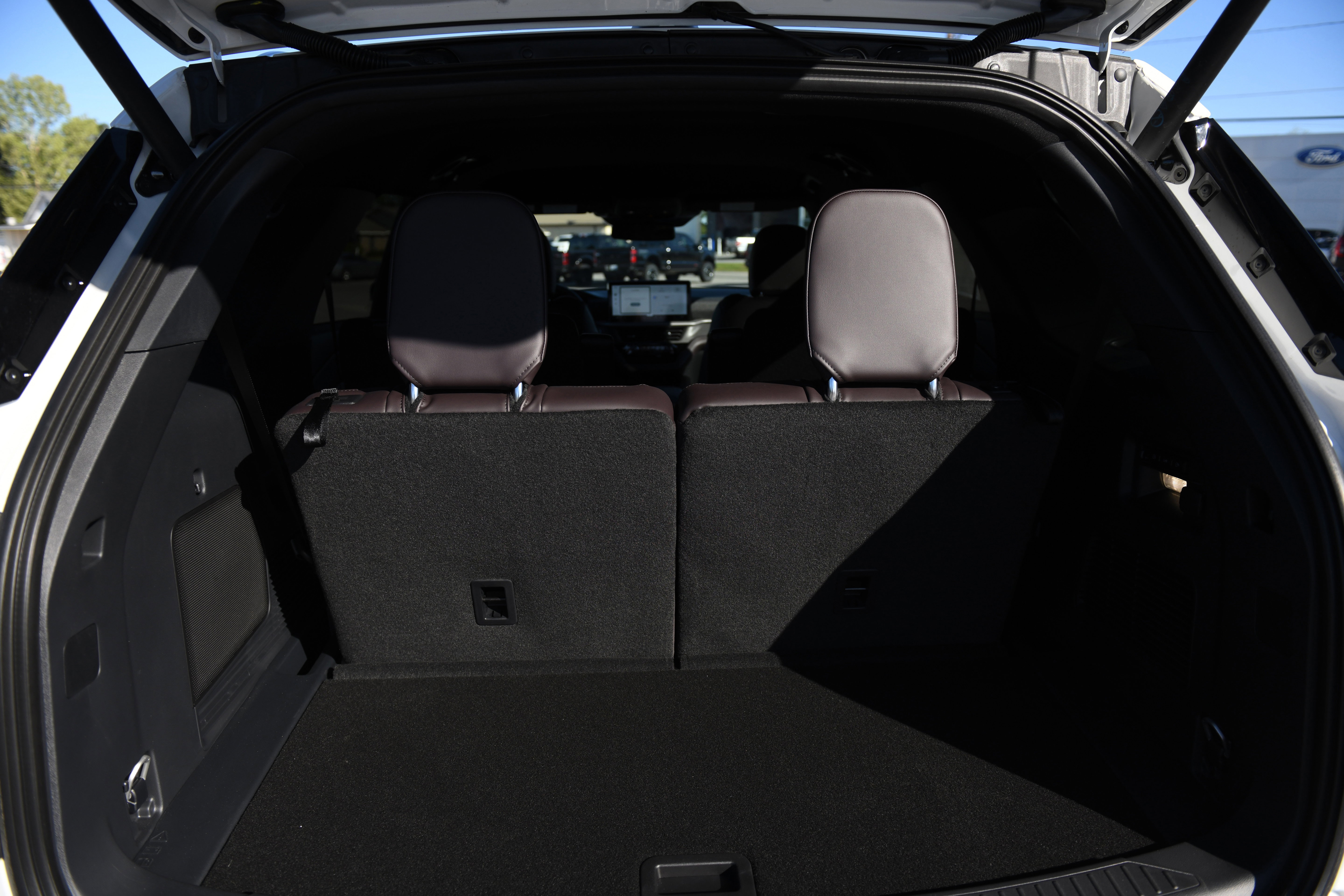 New 2026 Ford Explorer Platinum RWD image 13