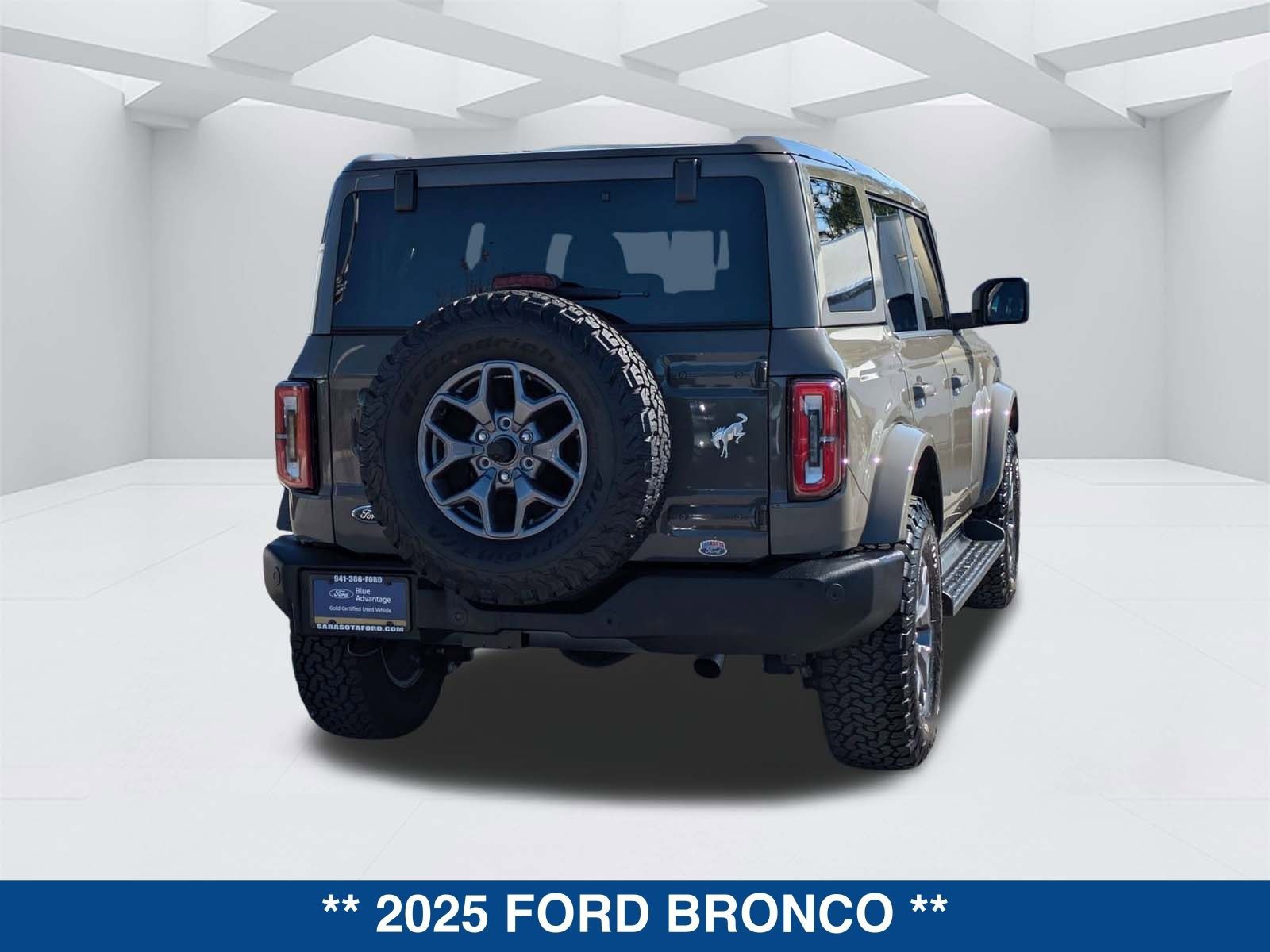Certified 2025 Ford Bronco Outer Banks image 4