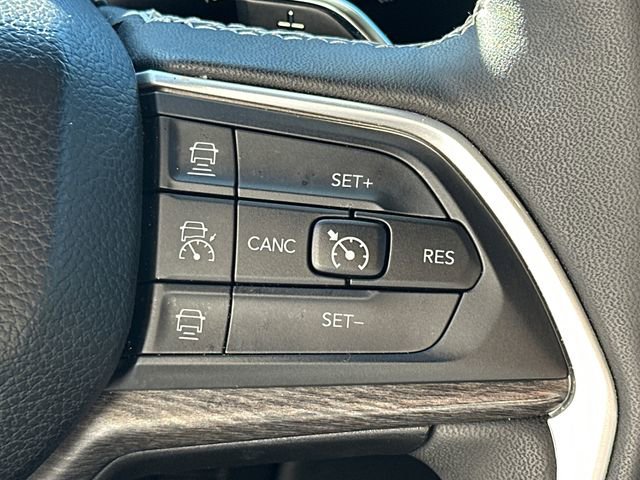 Used 2024 Jeep Grand Cherokee L Limited image 31