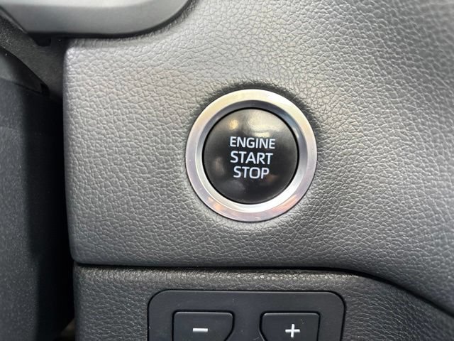 Used 2022 Toyota Tundra Limited AWD/4WD image 27