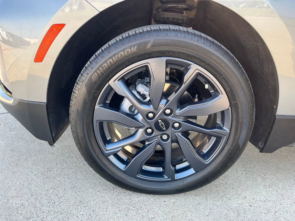 Used 2024 Chevrolet Equinox RS image 32