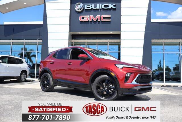 Used 2024 Buick Encore GX Sport Touring AWD/4WD image 1