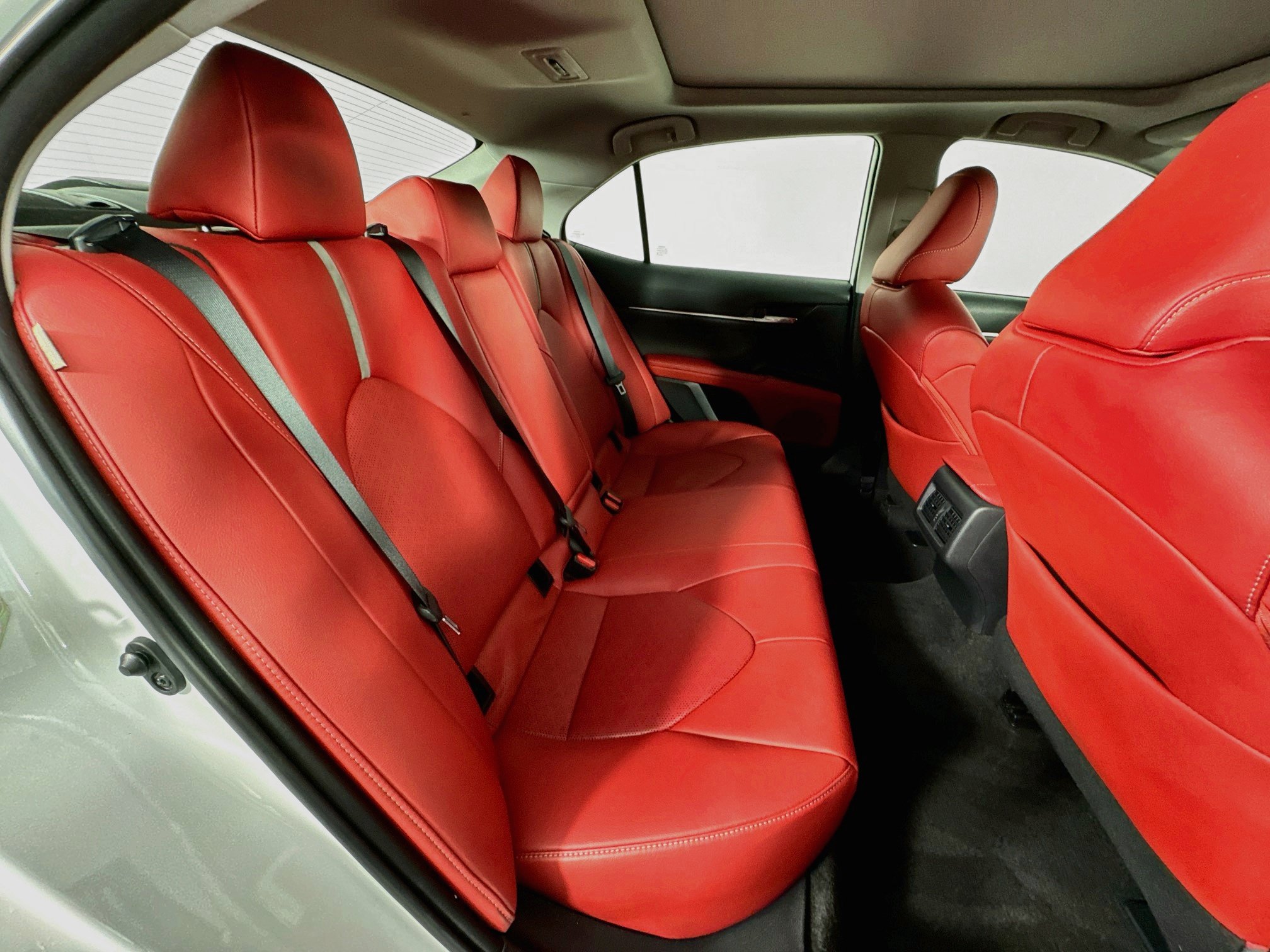 Used 2019 Toyota Camry XSE w/ Driver Assist Package FWD image 29