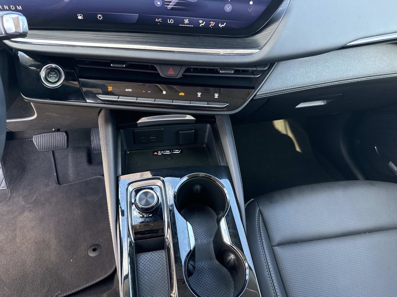 Used 2025 Buick Envision Preferred image 26