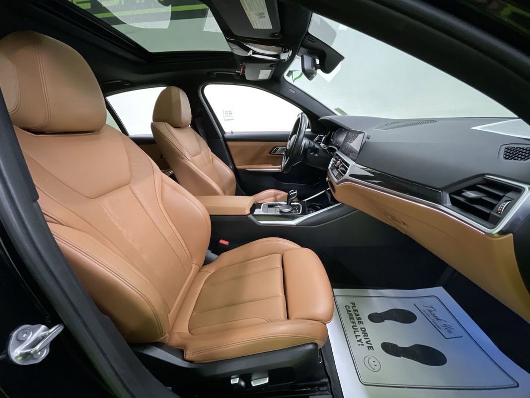 Used 2022 BMW 330e xDrive w/ M Sport Package image 29