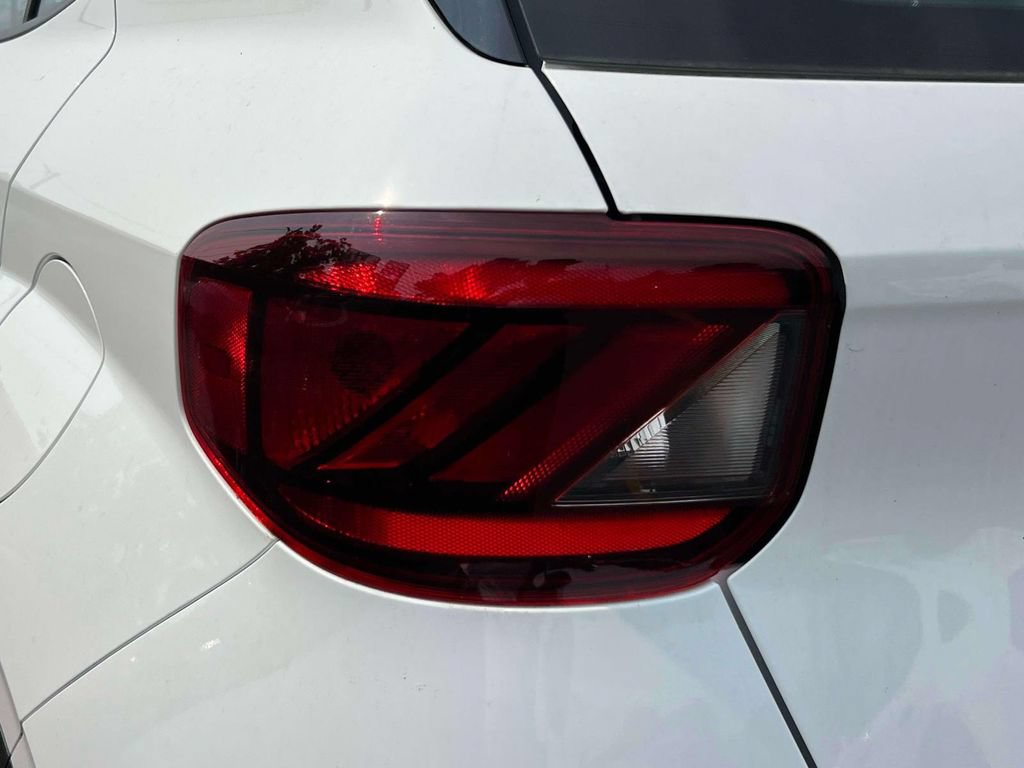 Certified 2026 Hyundai Venue SEL FWD image 10
