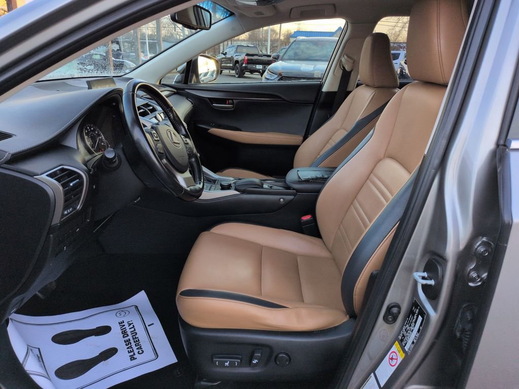 Used 2016 Lexus NX 200t 200t image 9