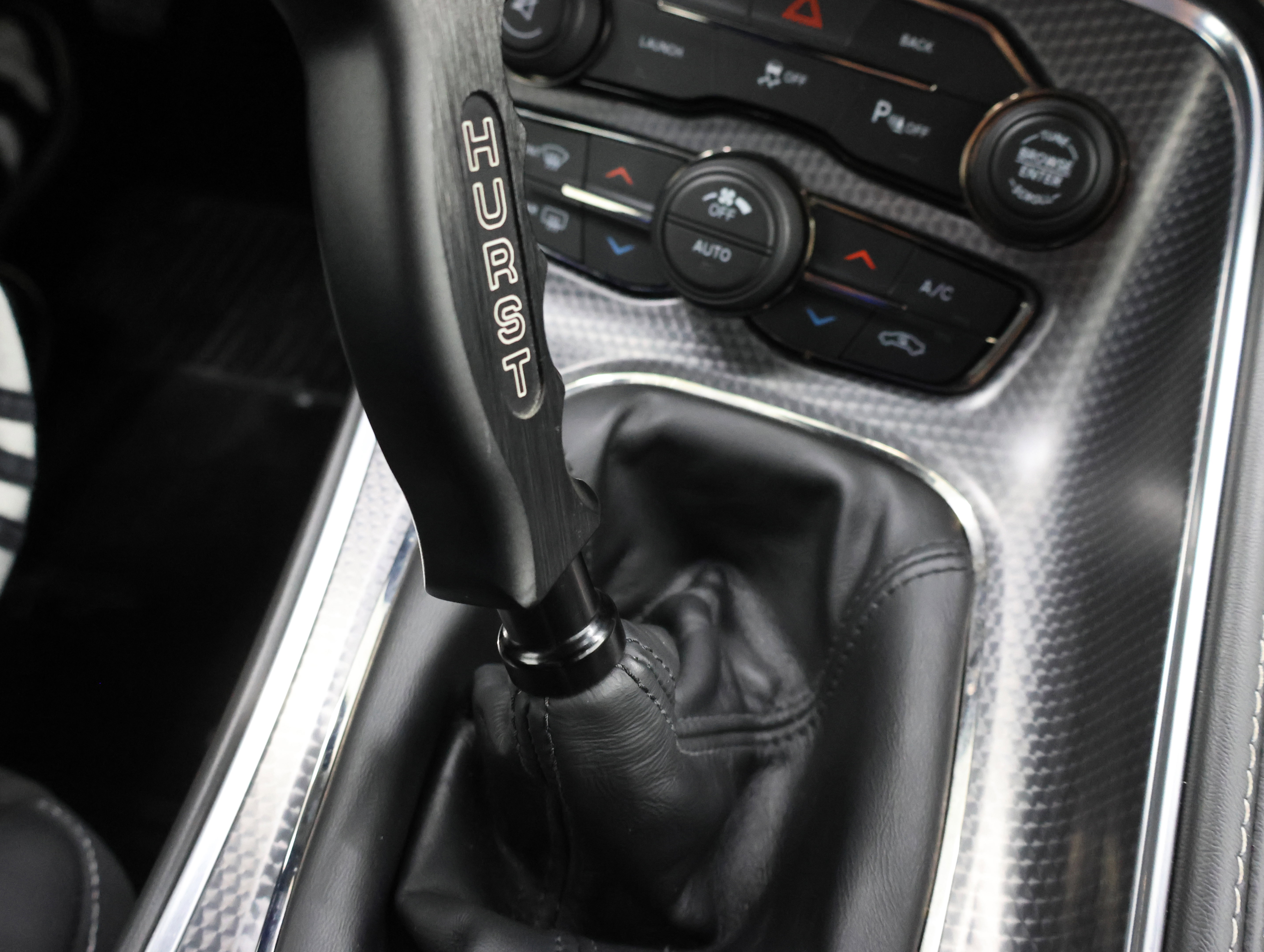 Used 2015 Dodge Challenger SRT Hellcat image 40