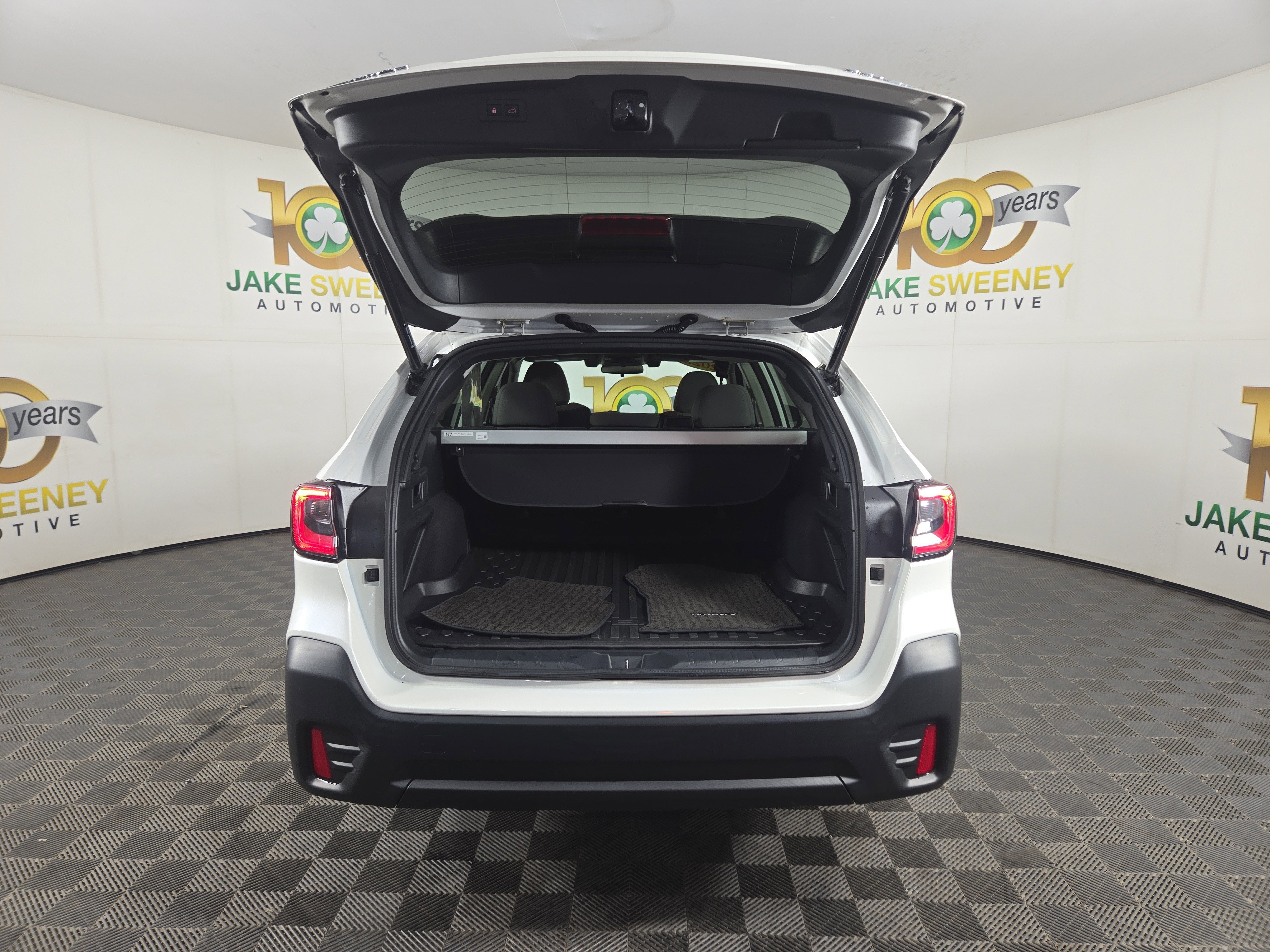 Used 2022 Subaru Outback Premium AWD/4WD image 32