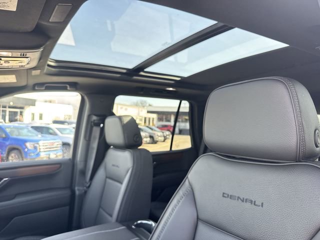 New 2026 GMC Yukon Denali w/ Sun & Power Step Package AWD/4WD image 22