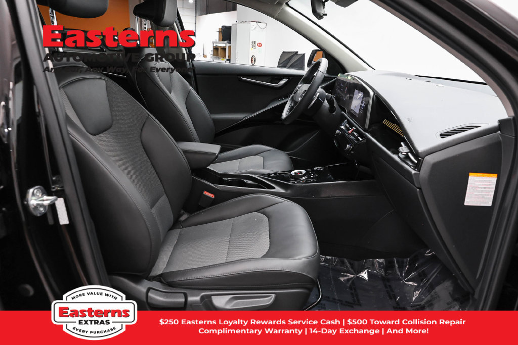 Used 2023 Kia Niro Wind w/ Wind Preserve Package FWD image 24