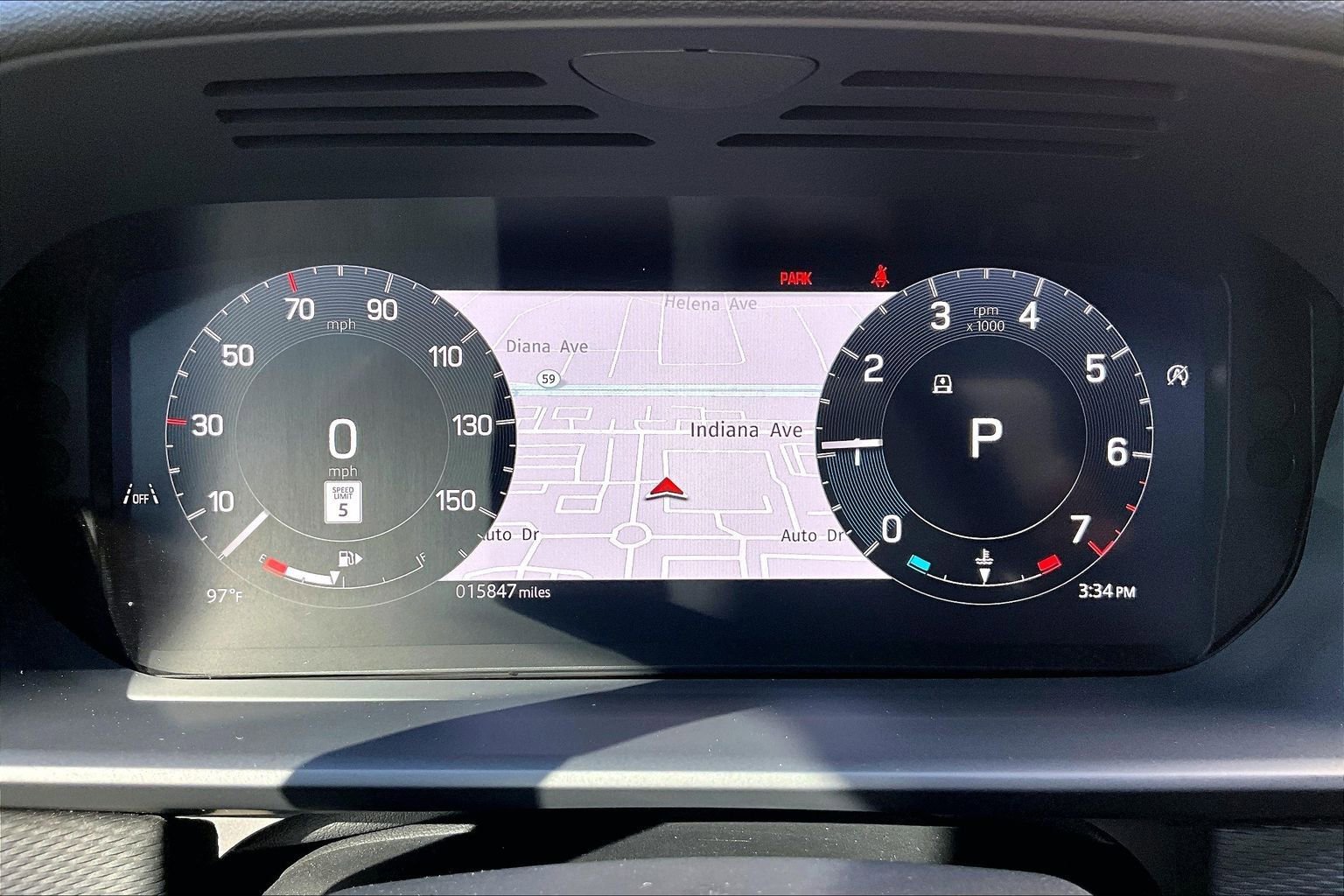 Used 2024 Land Rover Discovery Dynamic SE image 19