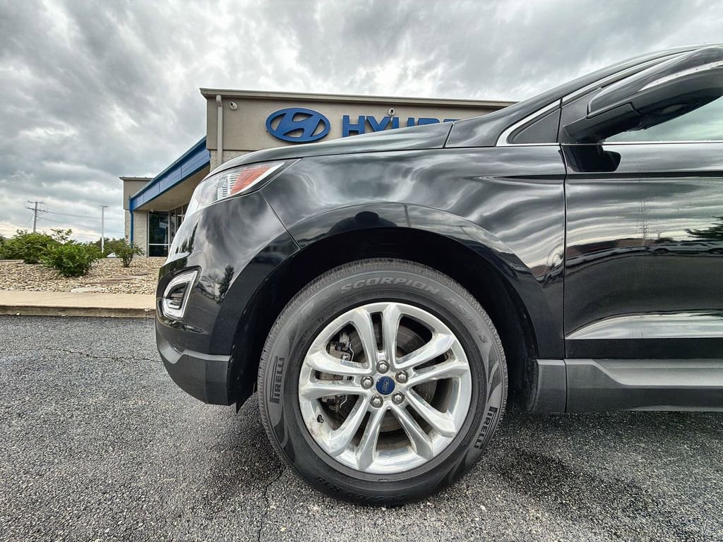 Used 2016 Ford Edge SEL w/ Equipment Group 201A AWD/4WD image 18
