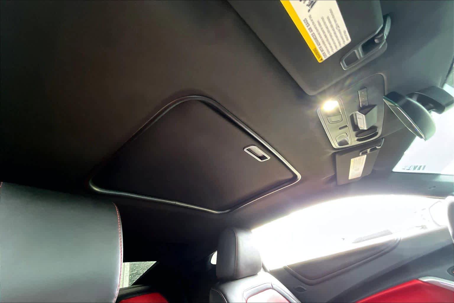 Used 2018 Chevrolet Camaro SS RWD image 13