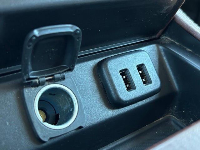 Used 2017 Chevrolet Suburban Premier image 43