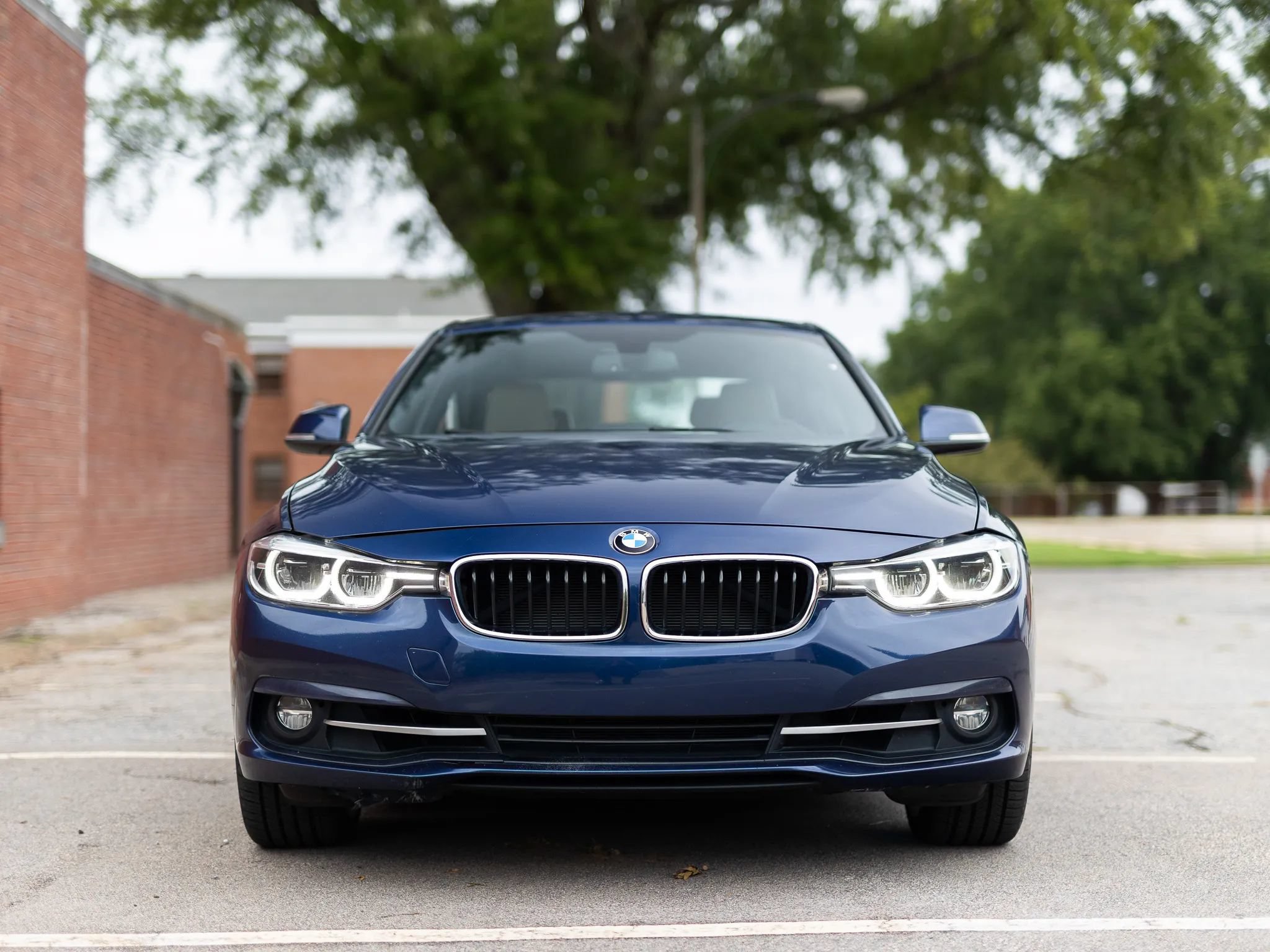 Used 2018 BMW 330i Sedan RWD image 5