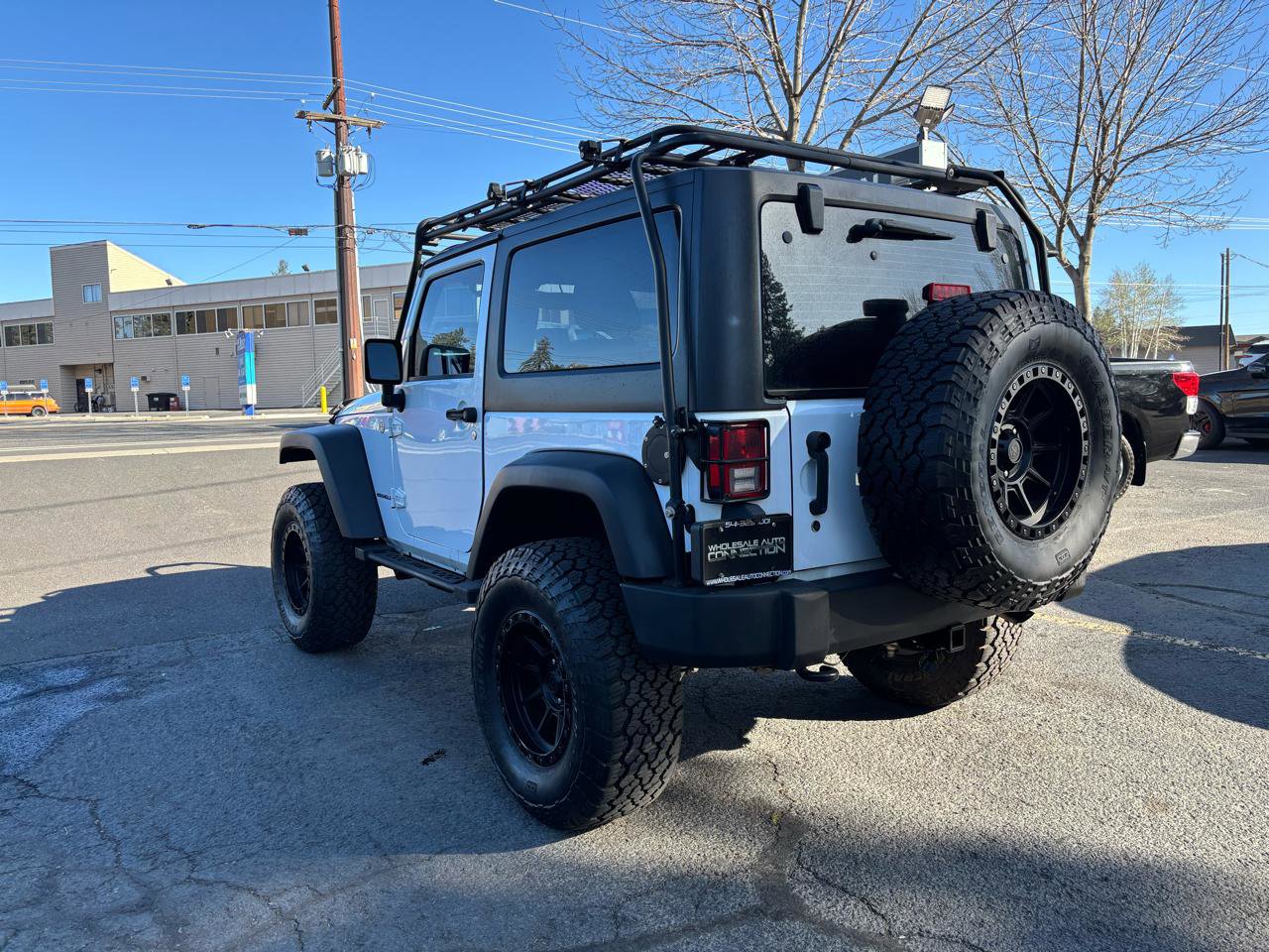 Used 2014 Jeep Wrangler Rubicon w/ Power Convenience Group AWD/4WD image 3