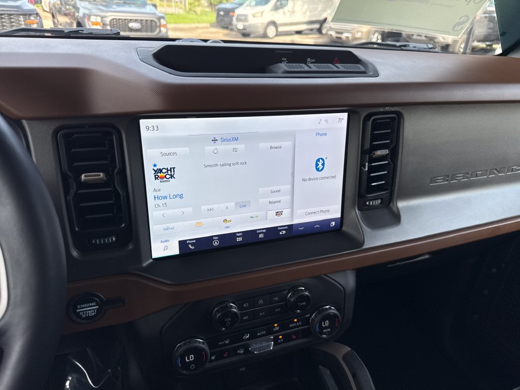 Certified 2024 Ford Bronco Outer Banks AWD/4WD image 19