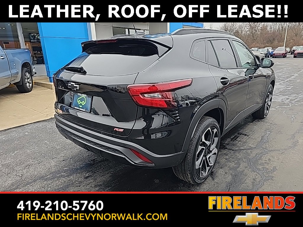 Certified 2025 Chevrolet Trax RS w/ Sunroof Package image 6