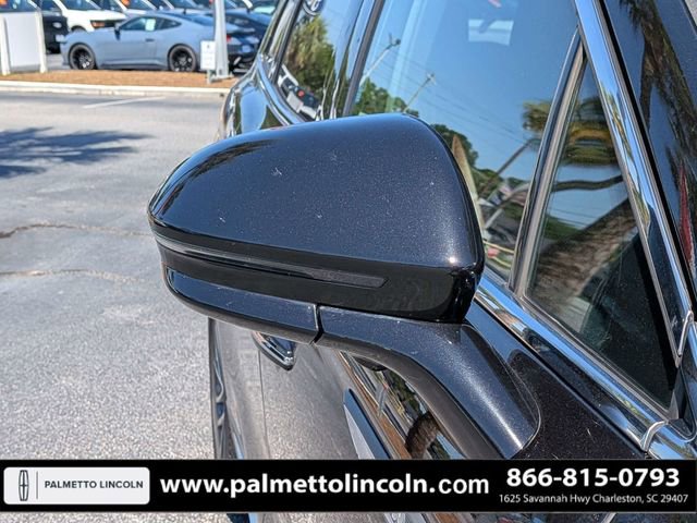 Used 2020 Lincoln Nautilus Reserve FWD image 11