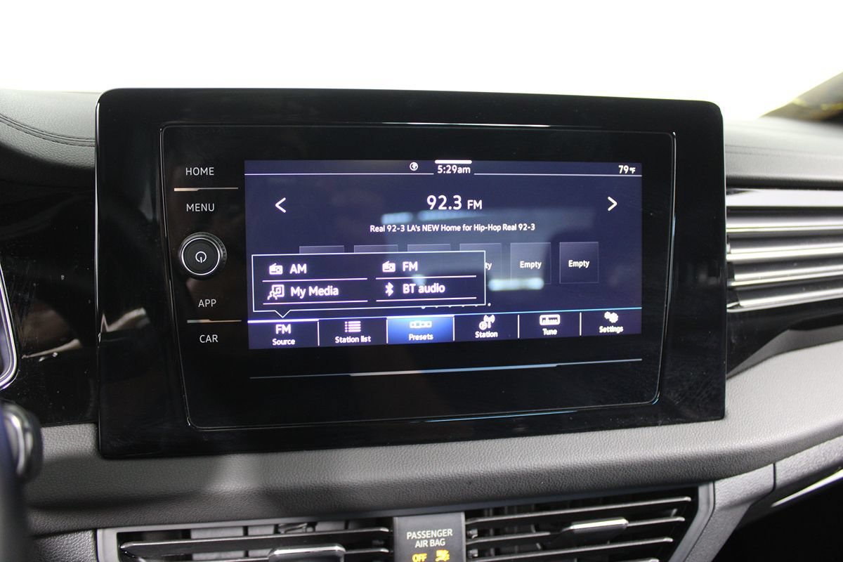 Used 2025 Volkswagen Jetta Sport FWD image 23