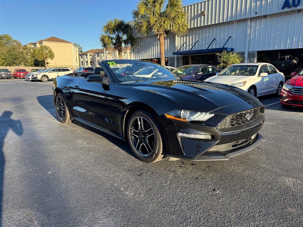 Used 2023 Ford Mustang Premium image 2