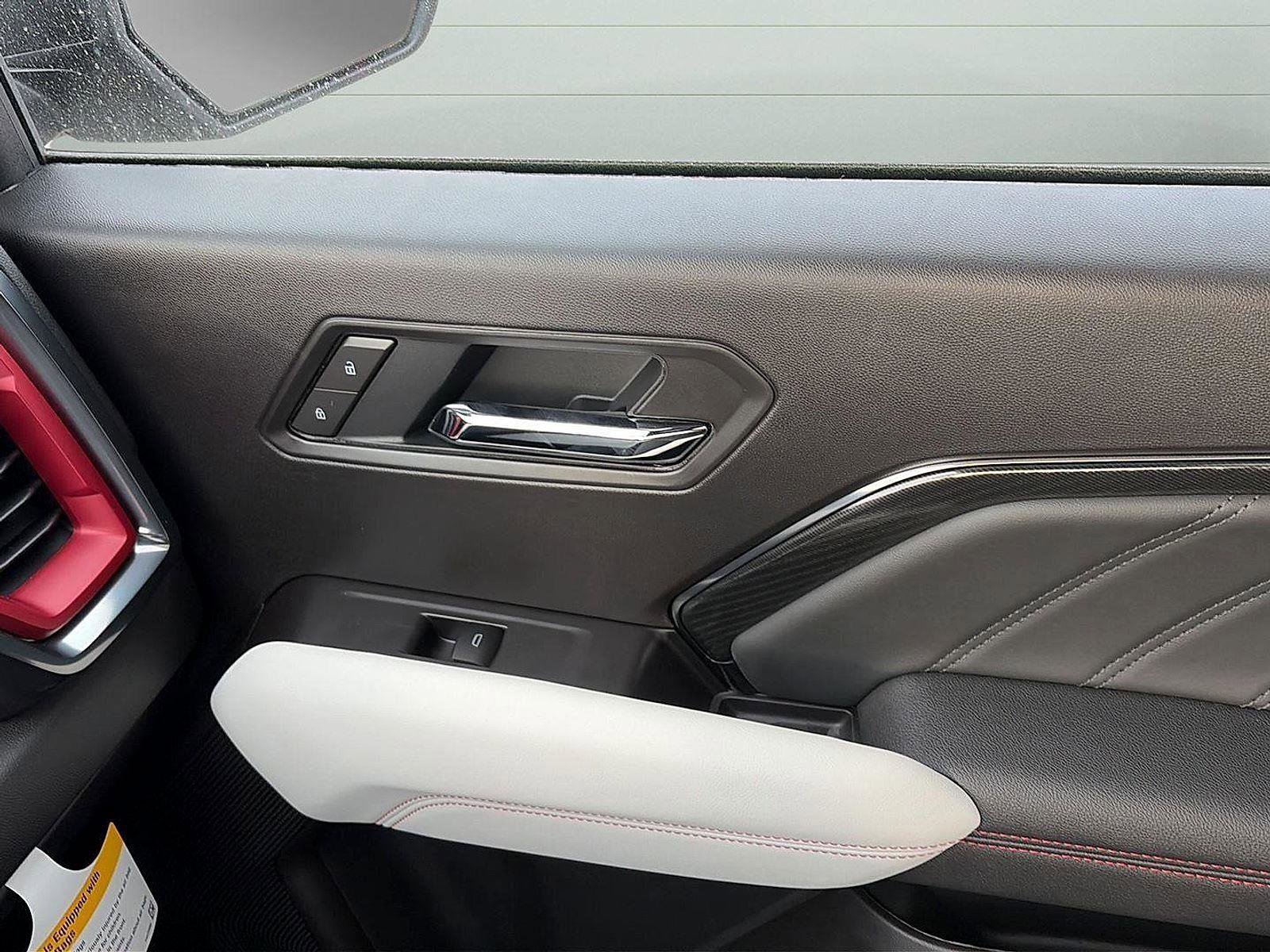 New 2025 GMC Canyon AT4 w/ AT4X AEV Edition image 21