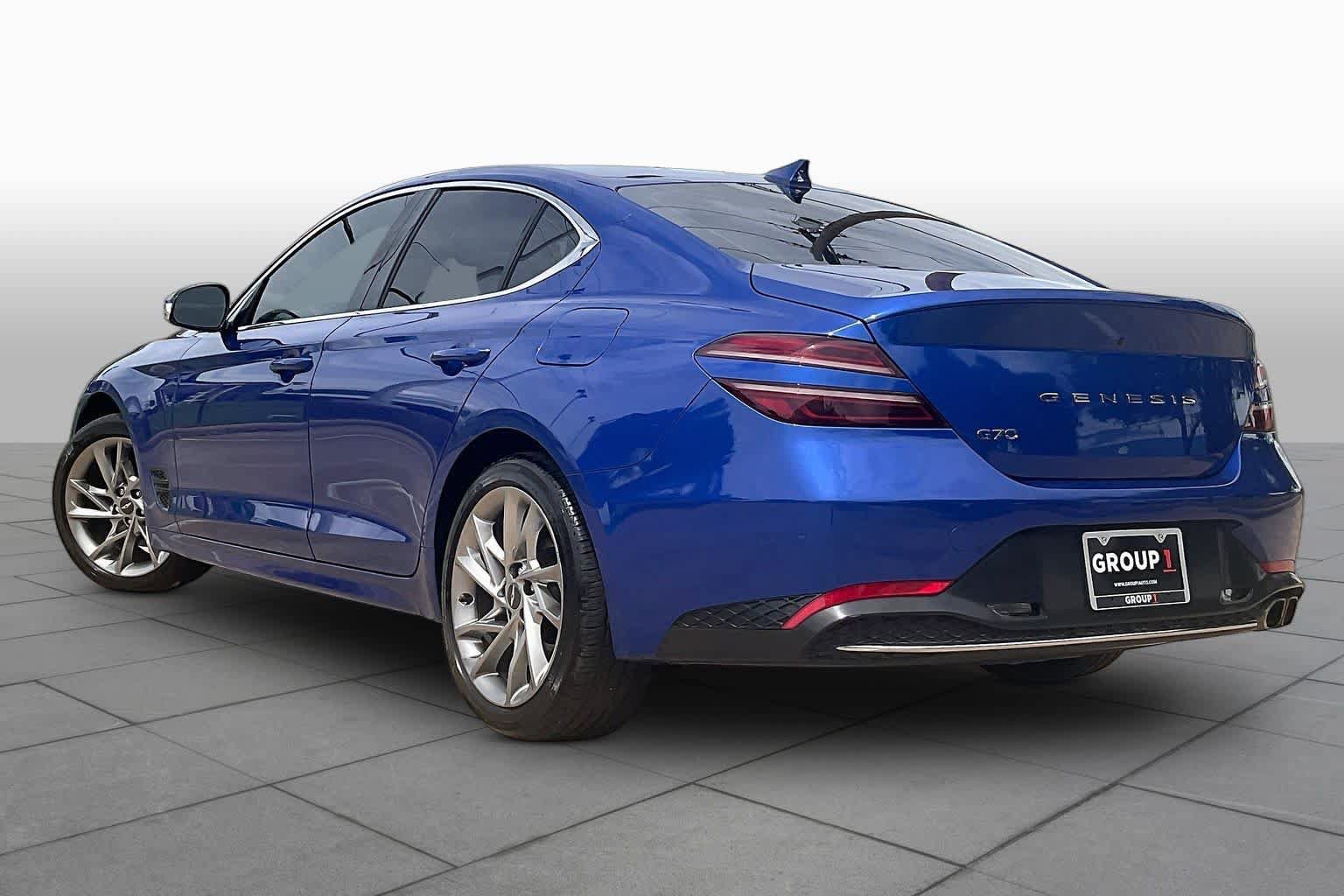 Used 2022 Genesis G70 2.0T RWD image 12