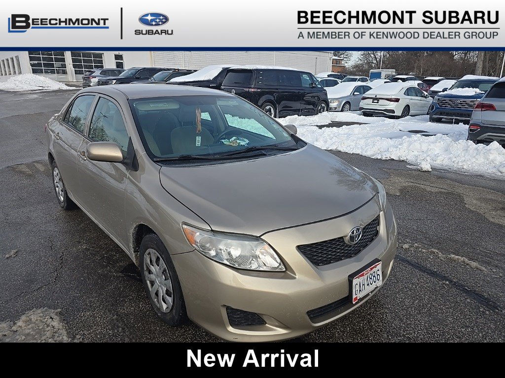 Used 2010 Toyota Corolla LE image 1