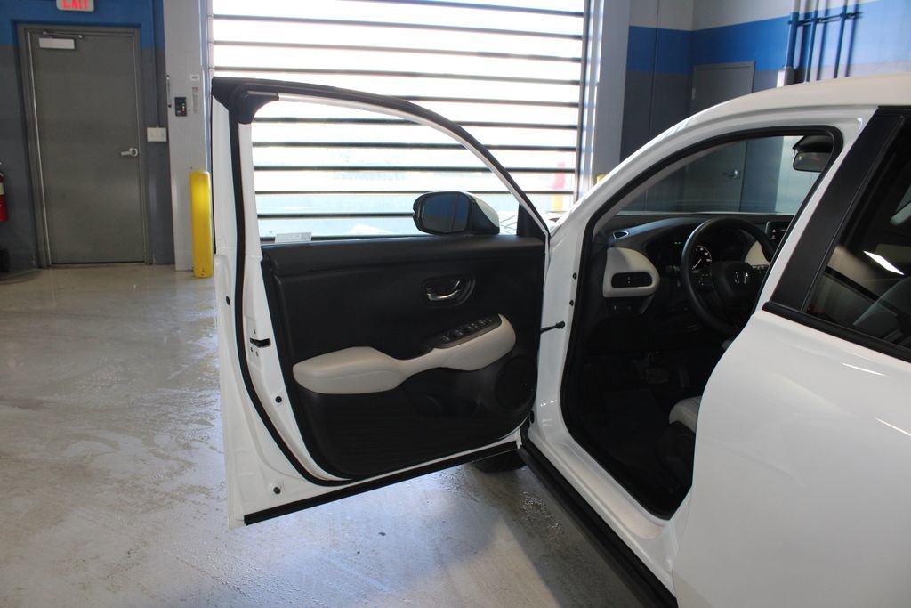 Used 2026 Honda HR-V LX image 7