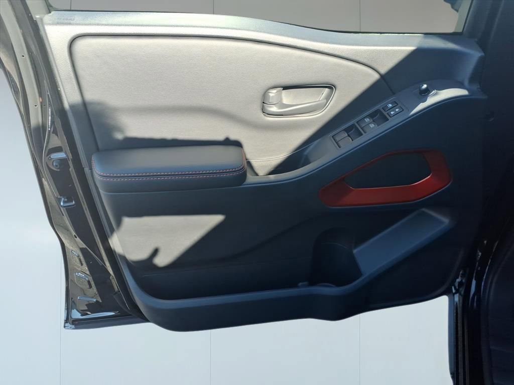 New 2026 Nissan Frontier Pro-X w/ Pro-X Convenience Package image 9
