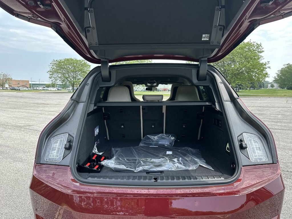 New 2026 BMW iX xDrive60 image 24