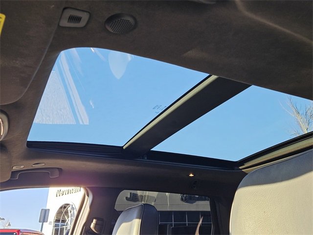 Used 2017 Jeep Grand Cherokee Summit w/ Platinum Series Group image 16