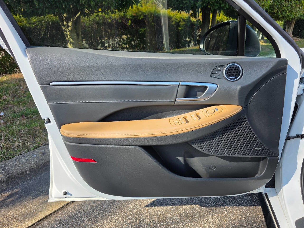 Used 2021 Hyundai Sonata Limited image 9