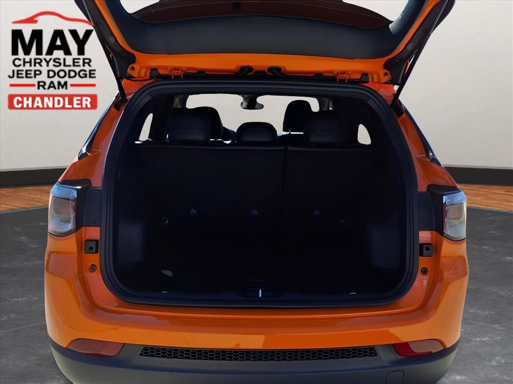 New 2026 Jeep Compass Latitude AWD/4WD image 16