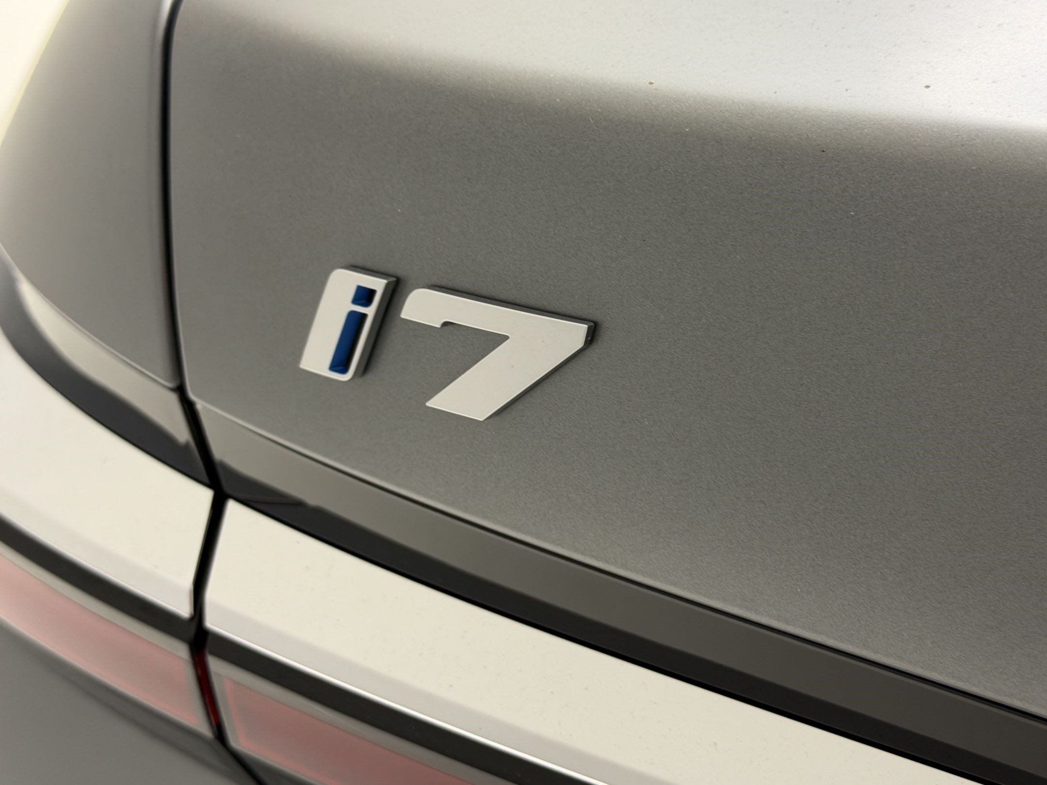 Certified 2023 BMW i7 xDrive60 AWD/4WD image 33